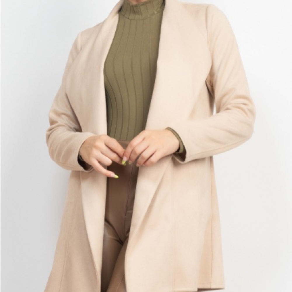 ⭕️ SOLD OUT ⭕️ NEW Cream Open Front Faux Suede Blazer - Picture 2 of 7